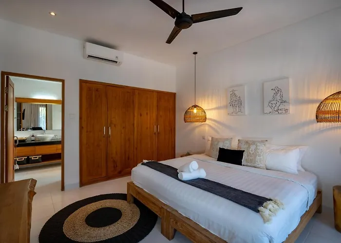 Ohana's Beachfront & Club 4* レンボンガン島