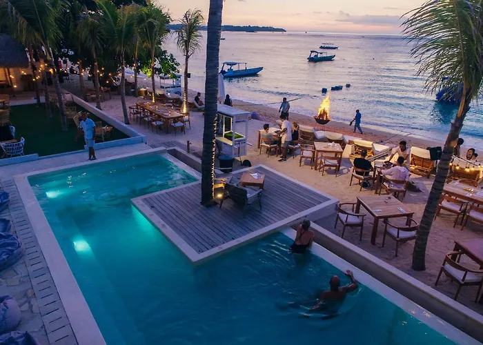 Ohana's Beachfront & Club